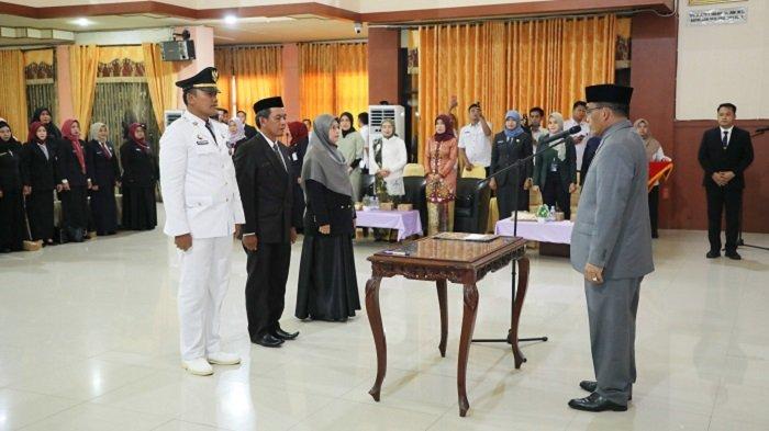 Lantik 76 Pejabat HSU, Bupati Sahrujani Minta Berikan Kinerja Terbaik