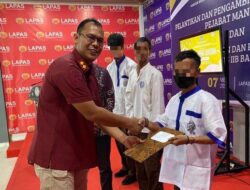 Berkelakuan Baik, Tiga Narapidana Lapas Banjarbaru Dapat Remisi Khusus di Hari Waisak 2025